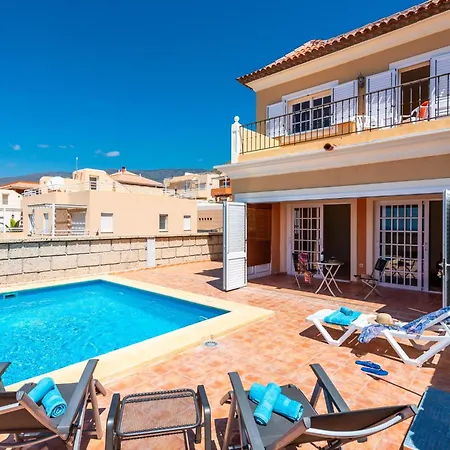 Hébergement de vacances Incredible Fuente, Ocean View, Heated Pool! Costa Adeje (Tenerife)