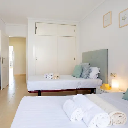 度假居 Incredible Fuente, Ocean View, Heated Pool! 阿德耶