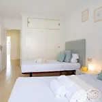 Dom wakacyjny Incredible Fuente, Ocean View, Heated Pool! Costa Adeje (Tenerife)