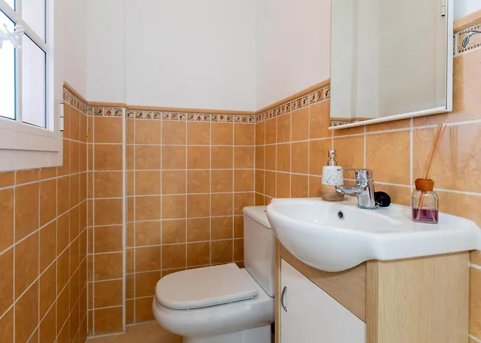 Будинок відпочинку Incredible Fuente, Ocean View, Heated Pool!